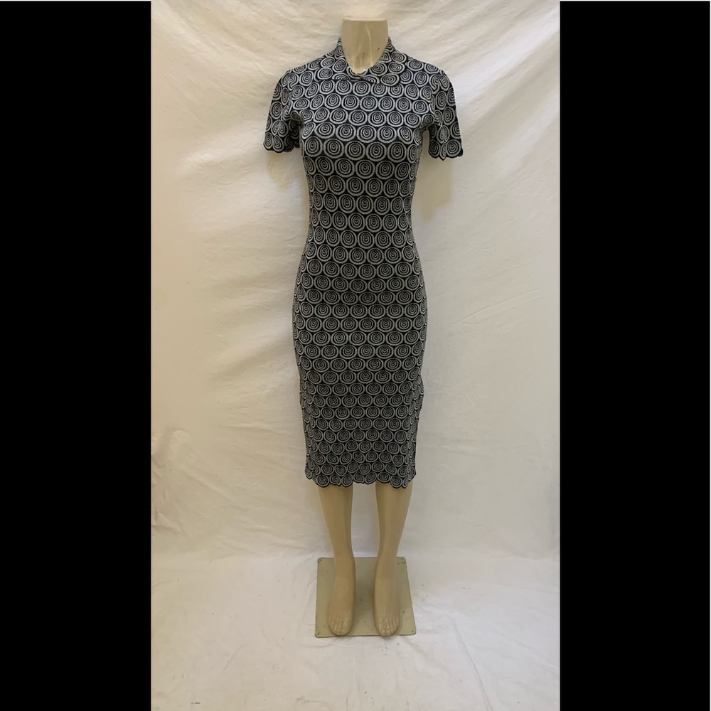 NWT Paco Rabanne Size XS Black & Silver Short Sleeve Knit Fitted Dress